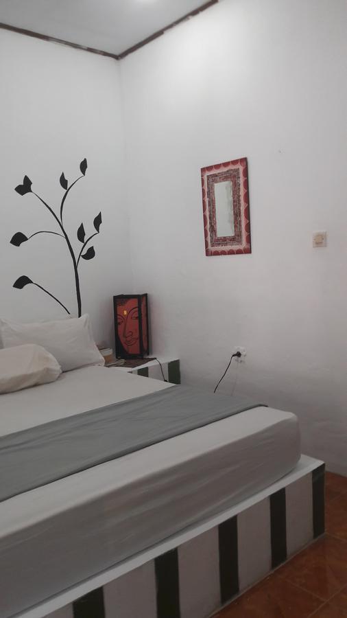 Three Little Birds Homestay Gili Trawangan Exterior photo